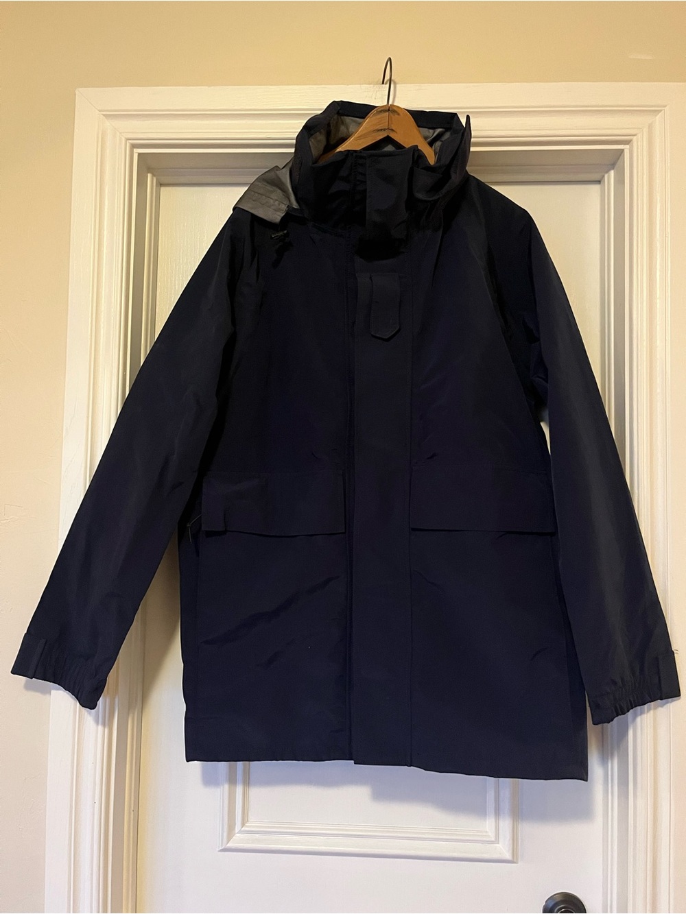 Barrier Wear Men’s Size Medium Long Navy Blue Military Wet Weather Parka Hooded